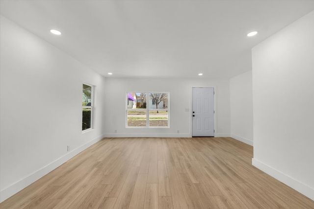 3024 James Avenue, Fort Worth, TX 76110