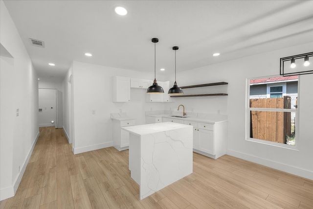 3024 James Avenue, Fort Worth, TX 76110