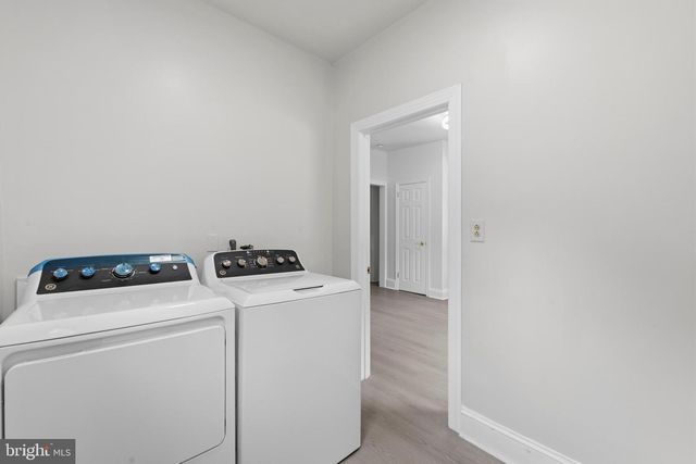 63 W GREENWOOD AVE, Lansdowne, PA 19050