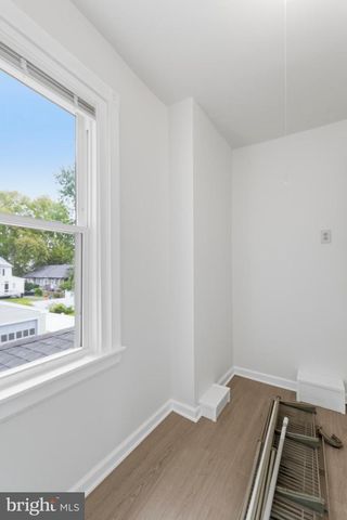 63 W GREENWOOD AVE, Lansdowne, PA 19050
