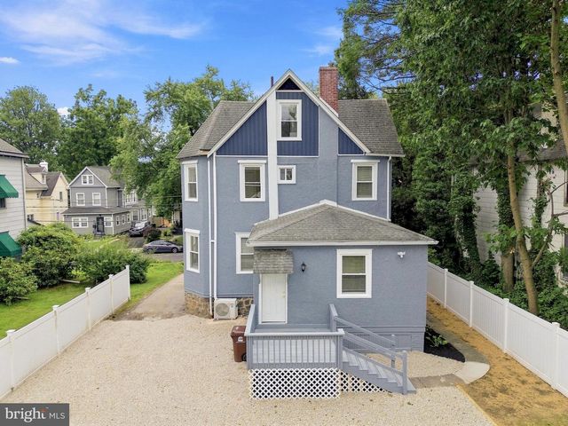 63 W GREENWOOD AVE, Lansdowne, PA 19050