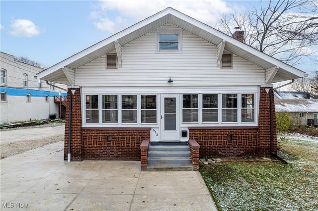 613 Wooster Road N, Barberton, OH 44203