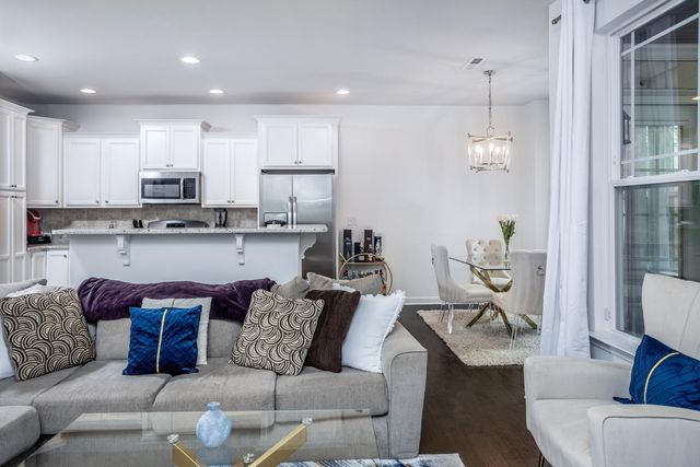 264 Wembley Drive, Clayton, NC 27527