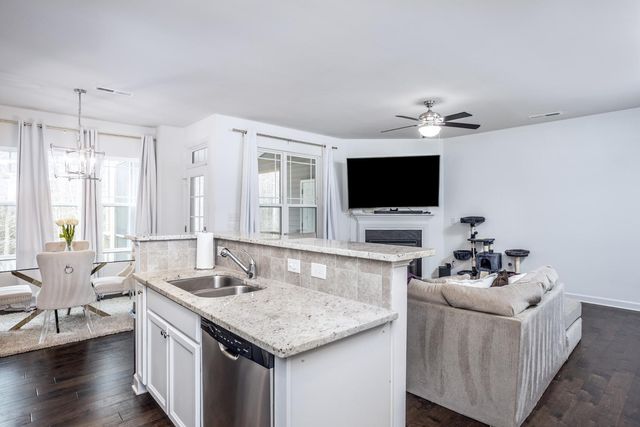 264 Wembley Drive, Clayton, NC 27527