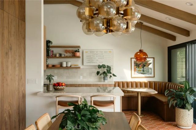 3627 Willowcrest Avenue, Studio City, CA 91604