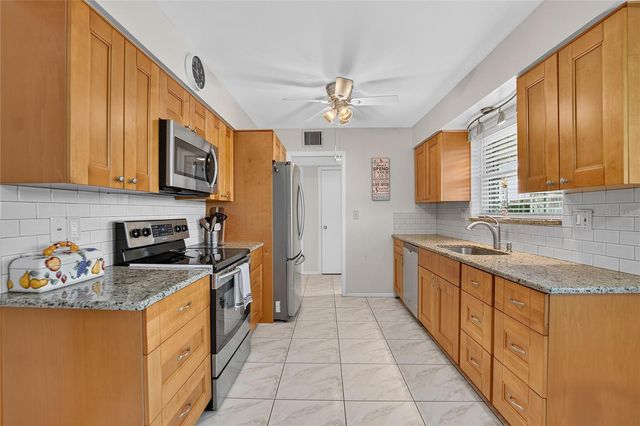 1517 ALLEGHENY DRIVE, Sun City Center, FL 33573