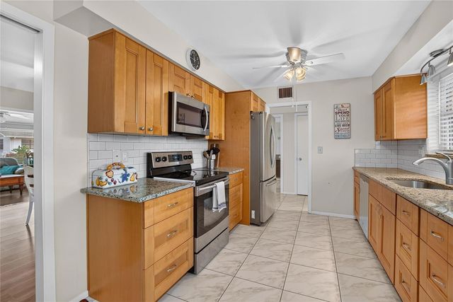 1517 ALLEGHENY DRIVE, Sun City Center, FL 33573