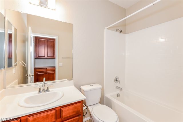 5512 Silent Springs Drive, Las Vegas, NV 89122