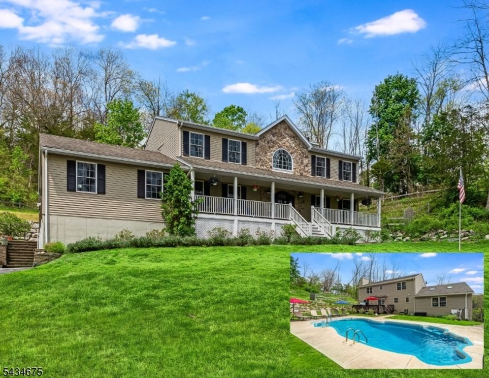 12 Cork Hill Rd, Ogdensburg Boro, NJ 07439
