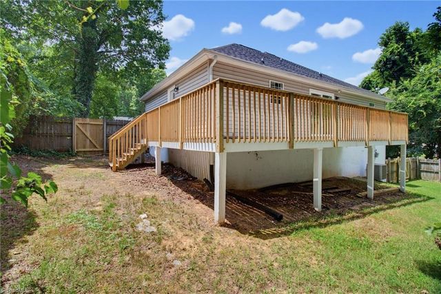 150 Meadow Wood Drive, Thomasville, NC 27360