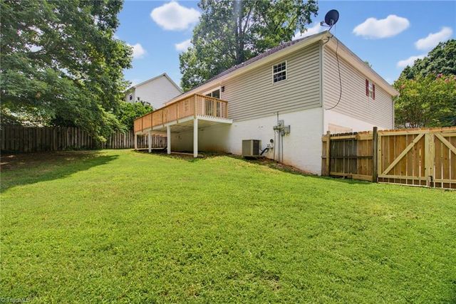 150 Meadow Wood Drive, Thomasville, NC 27360