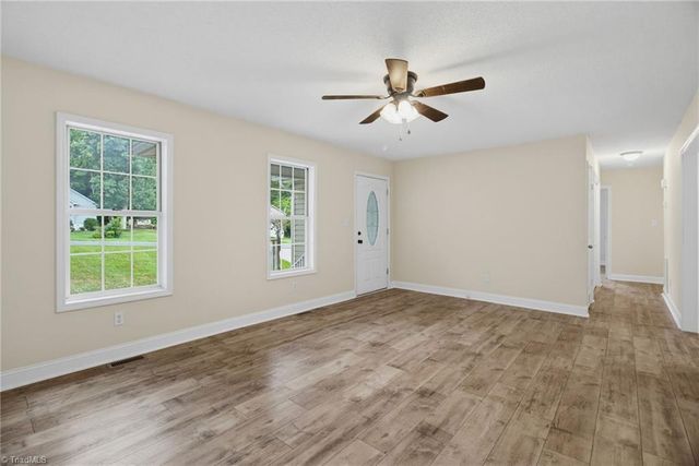 150 Meadow Wood Drive, Thomasville, NC 27360