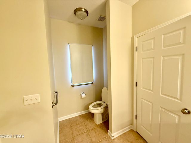 2557 Woods View Drive, Marianna, FL 32446