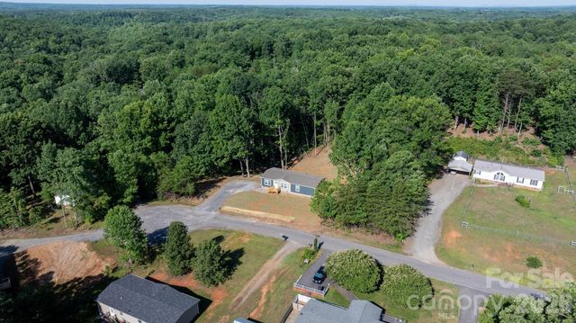 146 Oakstone Drive, Statesville, NC 28677