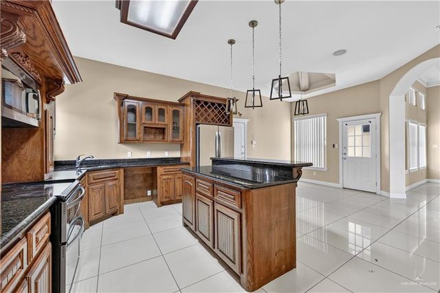 2110 E 21st Street, Mission, TX 78572