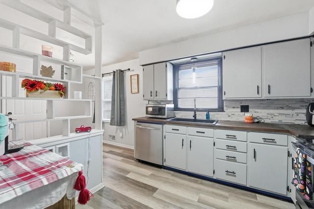 13704 E 41st Terrace S, Independence, MO 64055