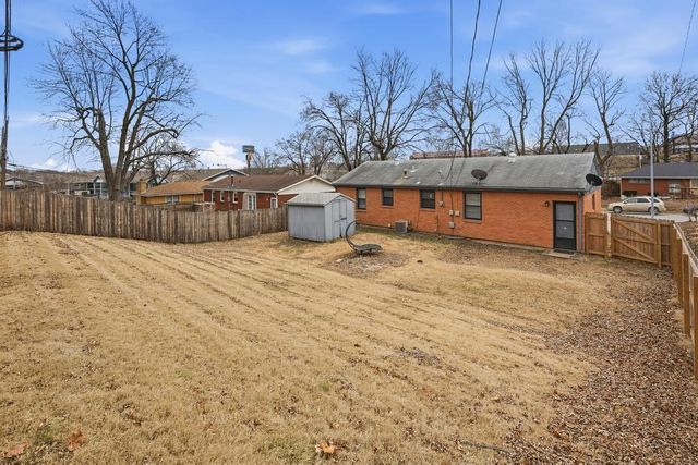 13704 E 41st Terrace S, Independence, MO 64055