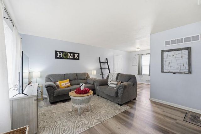 13704 E 41st Terrace S, Independence, MO 64055