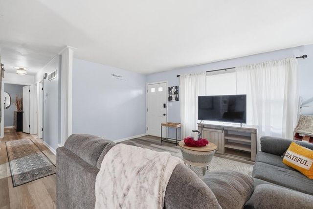 13704 E 41st Terrace S, Independence, MO 64055