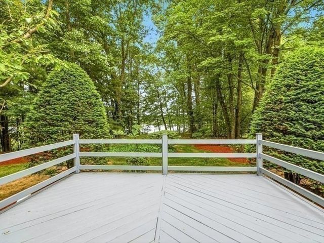 4 Edward Dunn Way, Westborough, MA 01581