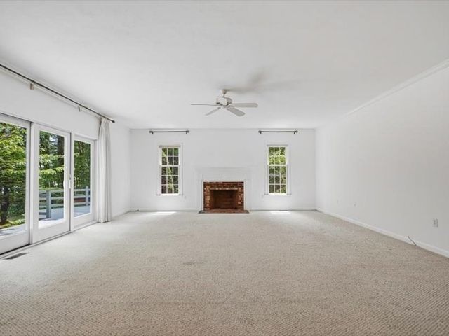 4 Edward Dunn Way, Westborough, MA 01581