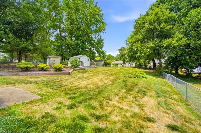1008 Lashley Park Drive, Gibsonville, NC 27249