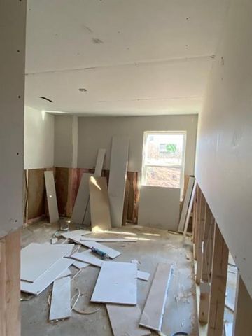 20617 Skyview Lane, Spring Hill, KS 66083