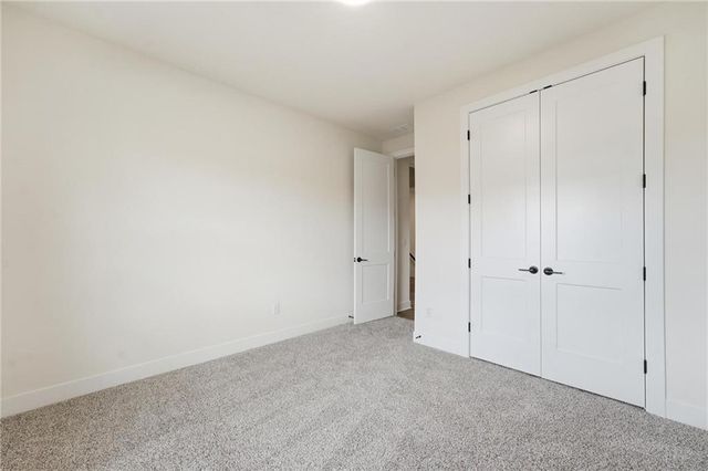 20617 Skyview Lane, Spring Hill, KS 66083