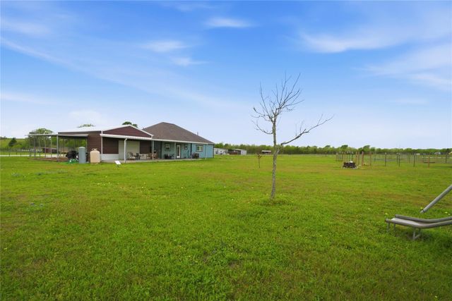 5037 Horseshoe Drive, Anderson, TX 77830