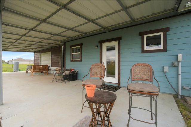 5037 Horseshoe Drive, Anderson, TX 77830