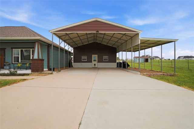 5037 Horseshoe Drive, Anderson, TX 77830