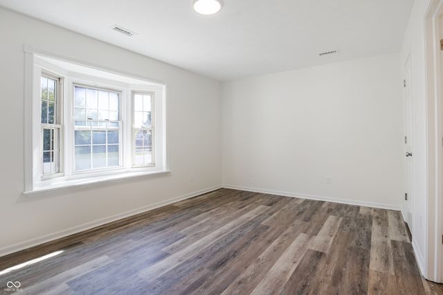 11704 Hartland Drive E, Indianapolis, IN 46229