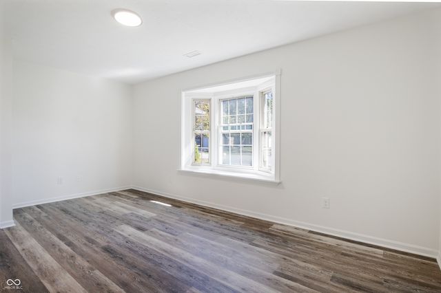 11704 Hartland Drive E, Indianapolis, IN 46229