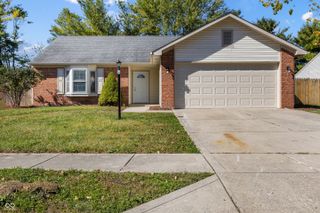 11704 Hartland Drive E, Indianapolis, IN 46229