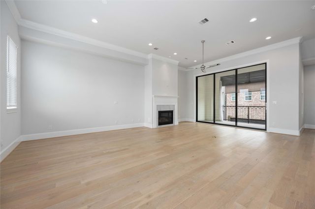 10919 Grove Tree Lane, Houston, TX 77043