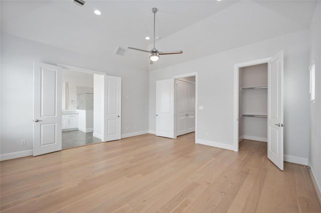 10919 Grove Tree Lane, Houston, TX 77043