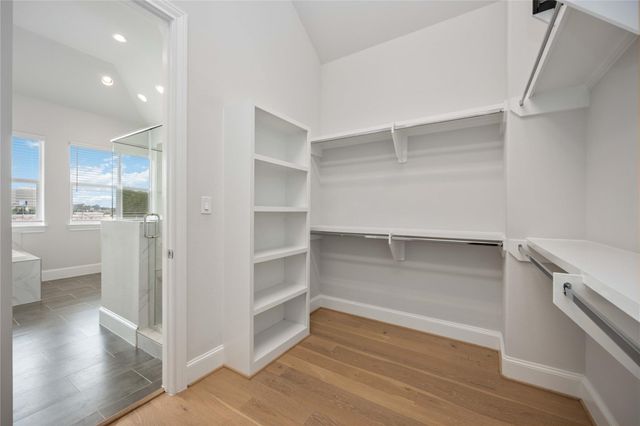 10919 Grove Tree Lane, Houston, TX 77043