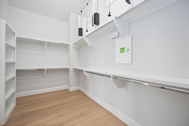 10919 Grove Tree Lane, Houston, TX 77043