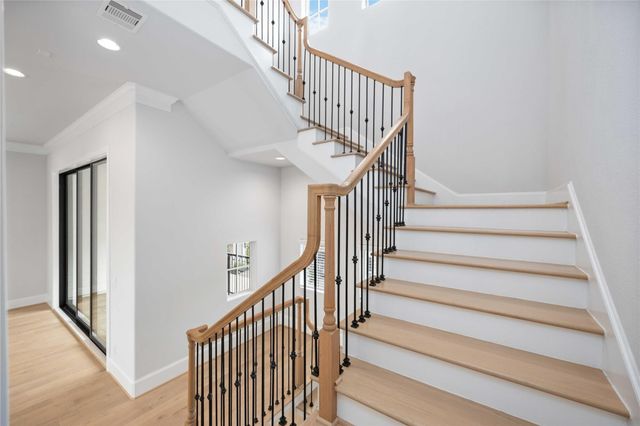 10919 Grove Tree Lane, Houston, TX 77043