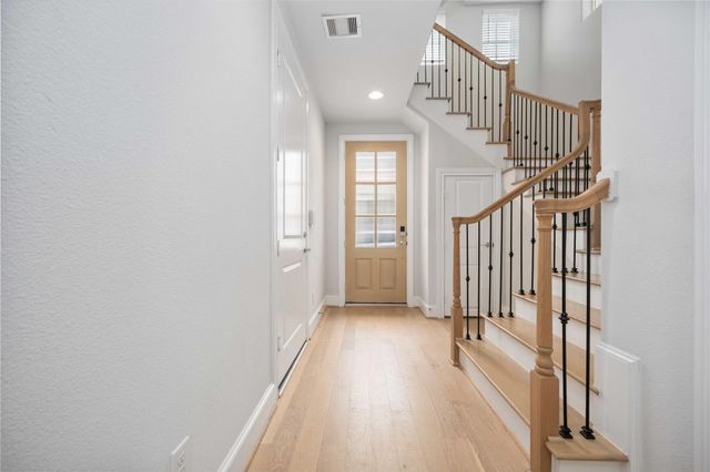 10919 Grove Tree Lane, Houston, TX 77043