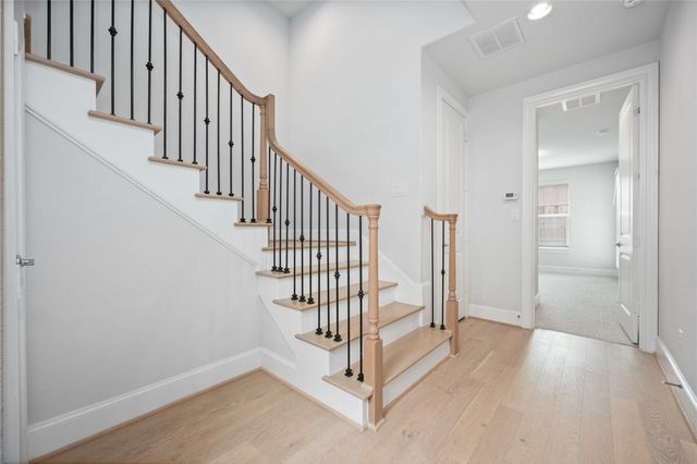 10919 Grove Tree Lane, Houston, TX 77043