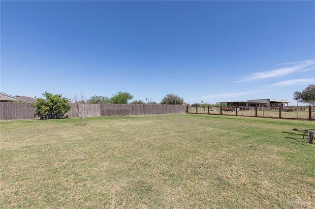 804 Splendor Boulevard, Edinburg, TX 78542