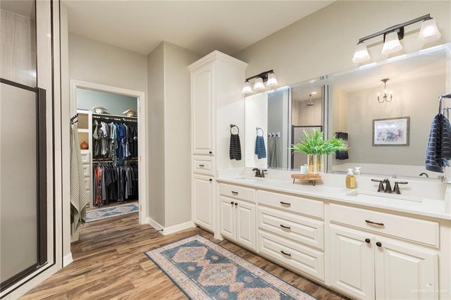 804 Splendor Boulevard, Edinburg, TX 78542