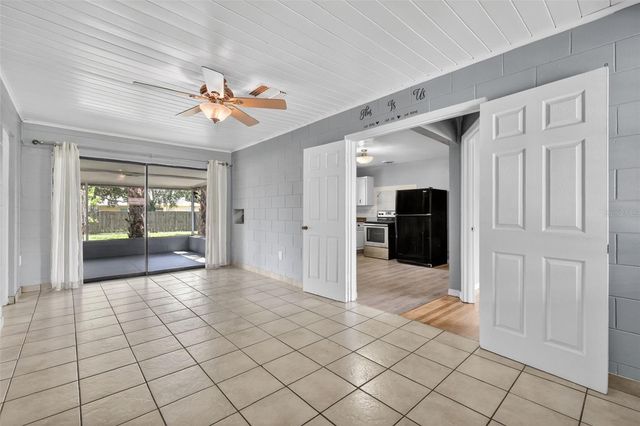 2760 WESTLAND ROAD, Mount Dora, FL 32757