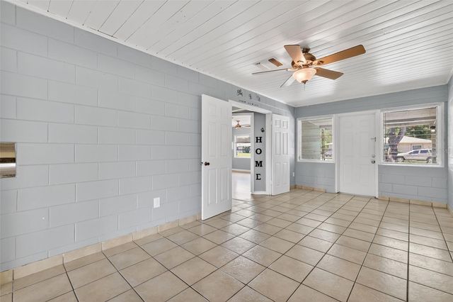 2760 WESTLAND ROAD, Mount Dora, FL 32757