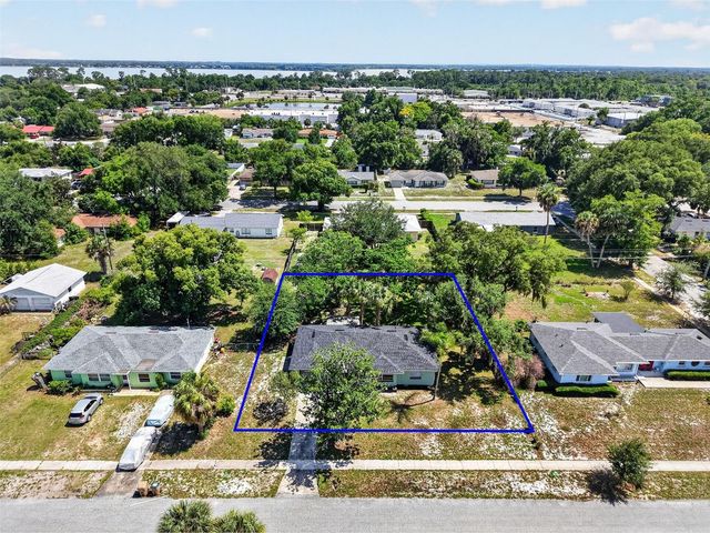 2760 WESTLAND ROAD, Mount Dora, FL 32757