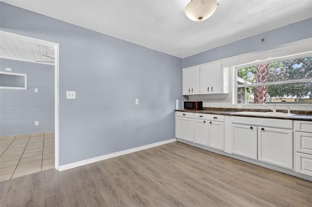 2760 WESTLAND ROAD, Mount Dora, FL 32757