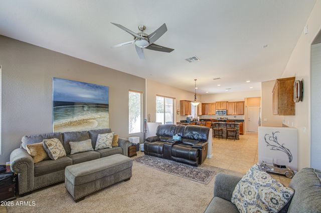 6960 S FOREST Avenue, Gilbert, AZ 85298