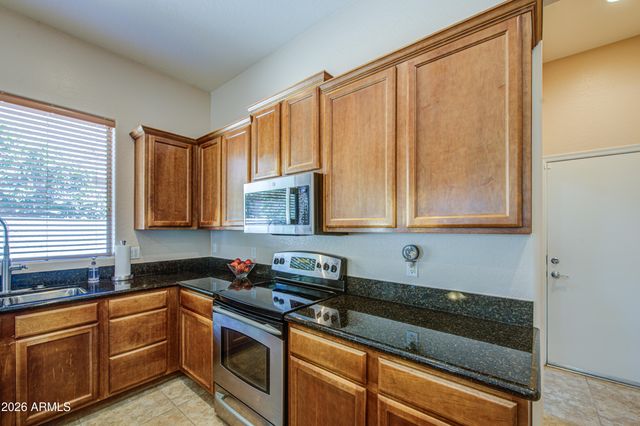 6960 S FOREST Avenue, Gilbert, AZ 85298