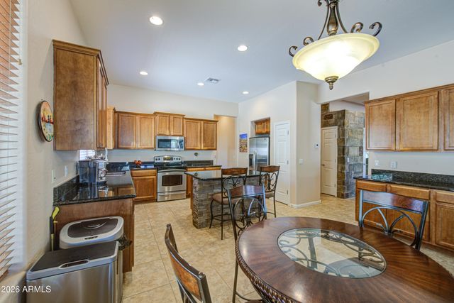 6960 S FOREST Avenue, Gilbert, AZ 85298